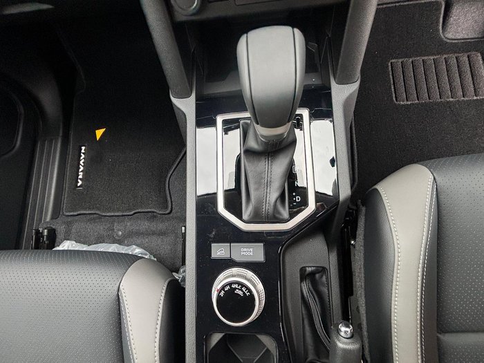 2026 Nissan Navara ST-X D27 MY26 4X4 Dual Range Boulder Grey