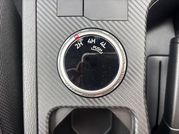 2026 Nissan Navara ST D27 MY26 4X4 Dual Range Midnight Black