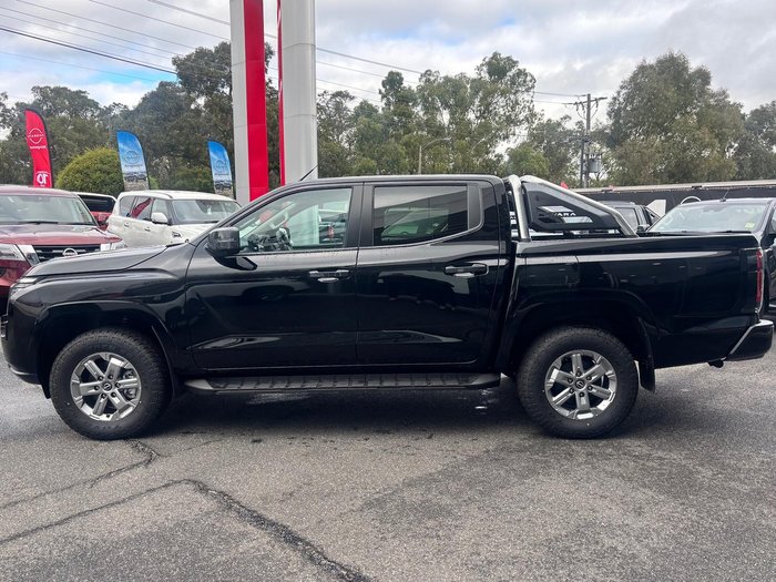 2026 Nissan Navara ST