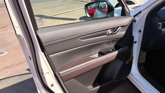 2025 Mazda CX-5 G25 Akera