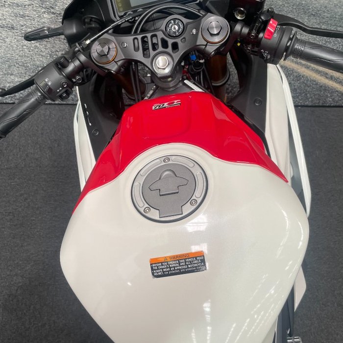 2026 Yamaha YZF-R3 White