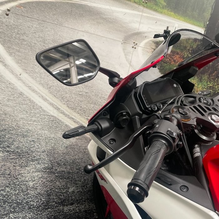 2026 Yamaha YZF-R3 White