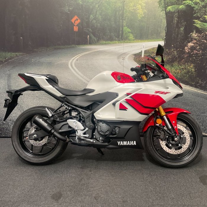 2026 Yamaha YZF-R3 White