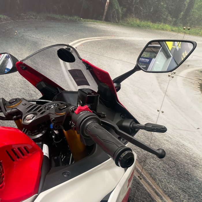 2026 Yamaha YZF-R3 White