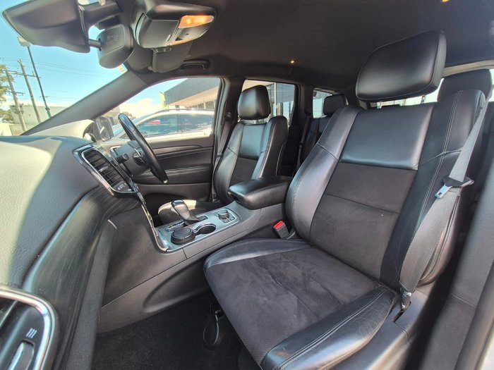 2020 Jeep Grand Cherokee Night Eagle