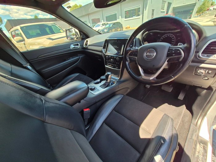 2020 Jeep Grand Cherokee Night Eagle