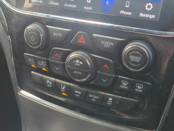 2020 Jeep Grand Cherokee Night Eagle