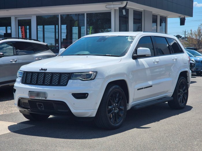 2020 Jeep Grand Cherokee Night Eagle