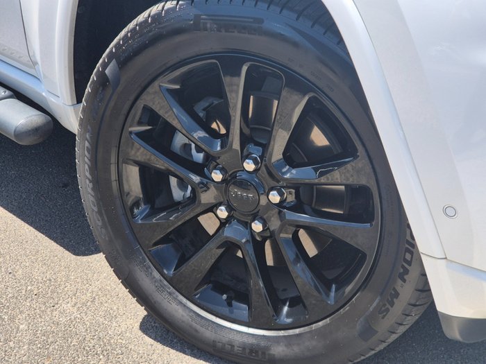2020 Jeep Grand Cherokee Night Eagle