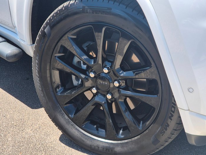 2020 Jeep Grand Cherokee Night Eagle