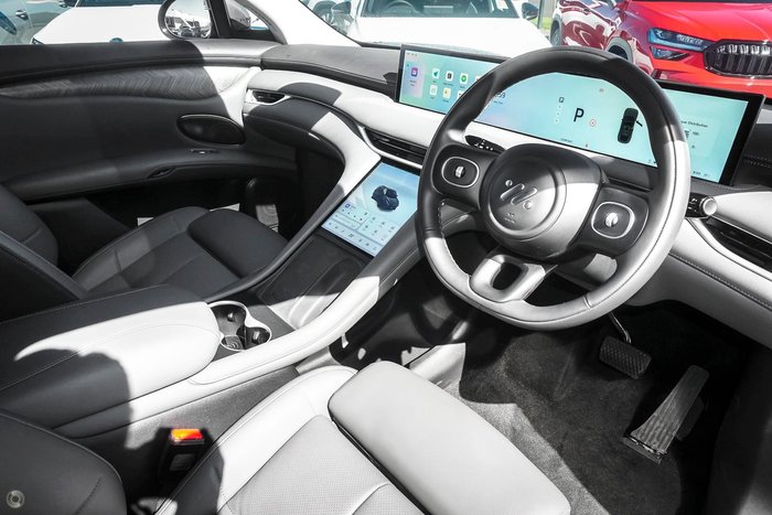 2025 MG IM6 Performance