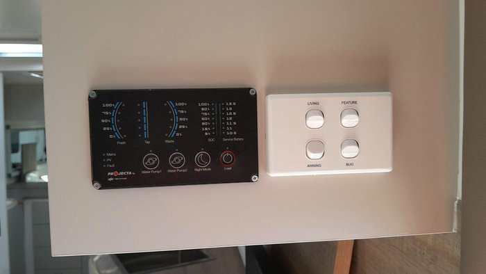 2025 Essential Caravans A Class V7-7 21'8