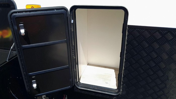 2025 Essential Caravans A Class V7-7 21'8