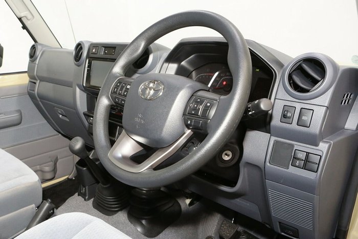 2025 Toyota Landcruiser GXL