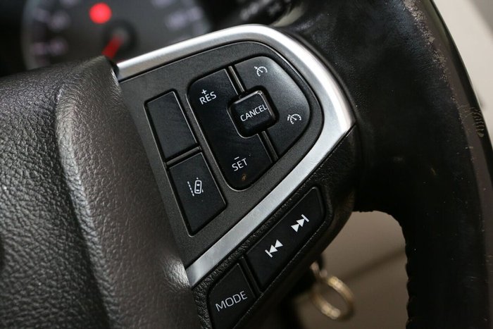 2020 Toyota Hiace Commuter