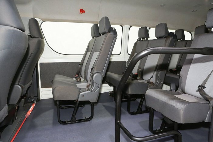 2020 Toyota Hiace Commuter