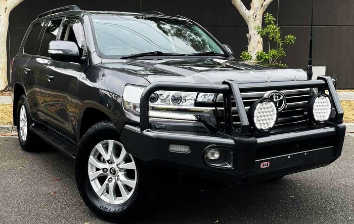 2020 Toyota Landcruiser VX