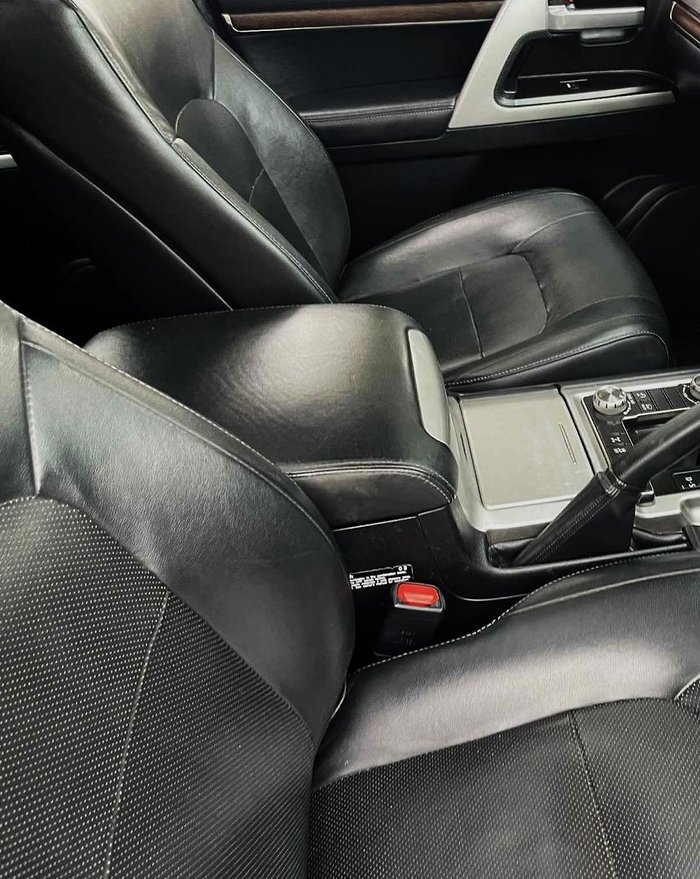 2020 Toyota Landcruiser VX