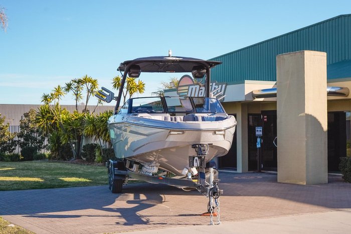 2026 Malibu Wakesetter 22 LSV