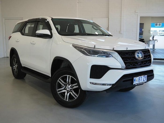 2022 Toyota Fortuner GX