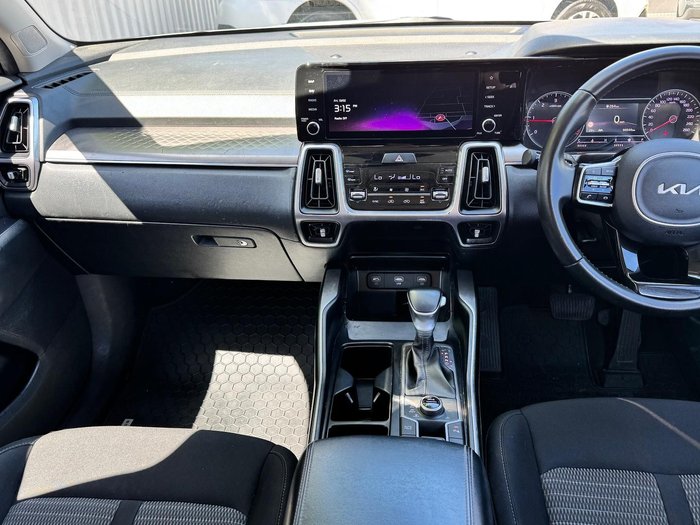 2022 Kia Sorento Sport