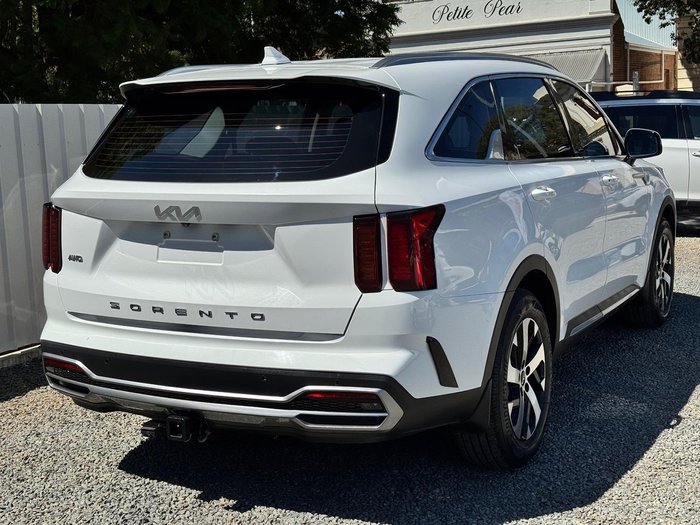 2022 Kia Sorento Sport