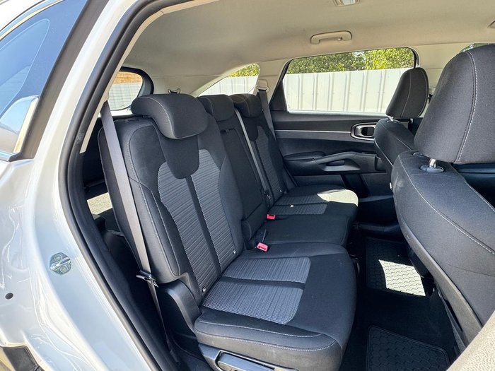2022 Kia Sorento Sport
