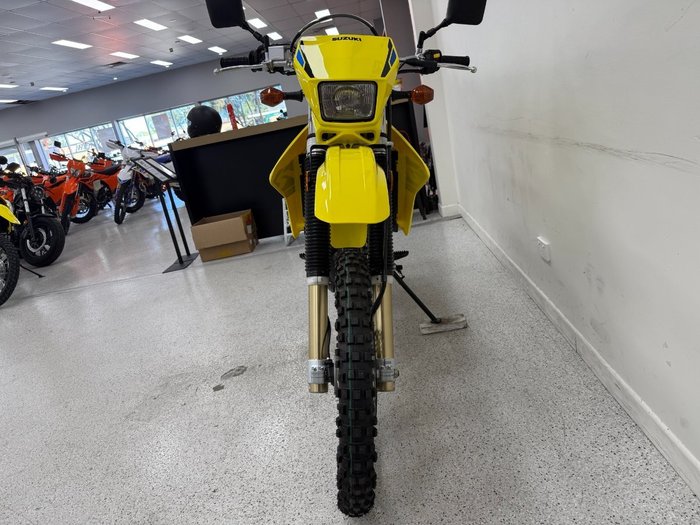 2025 Suzuki DR-Z400E Yellow