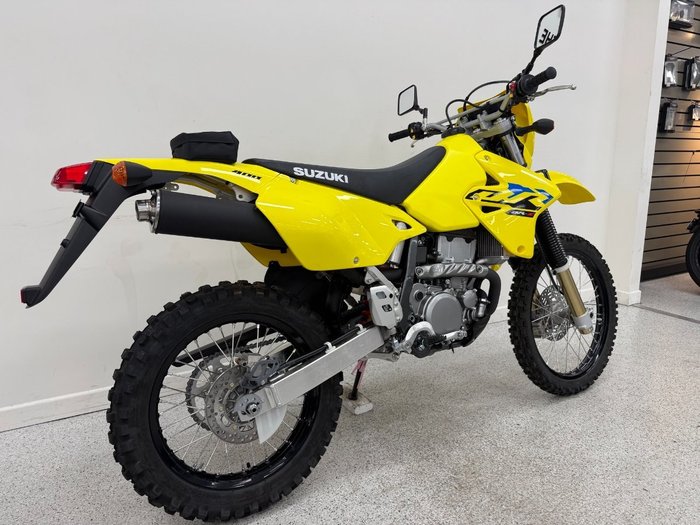 2025 Suzuki 2025 Suzuki 400CC DR-Z400EM2 Enduro Yellow