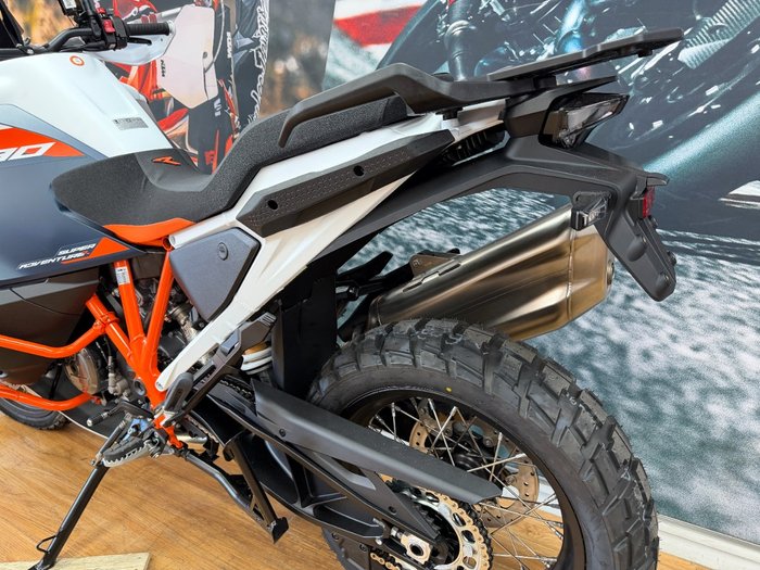 2026 Ktm 1390 SUPER ADVENTURE R