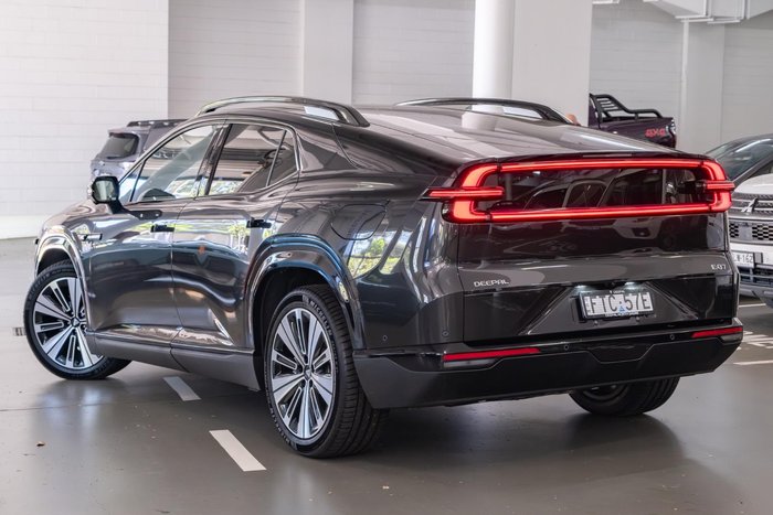 2025 Deepal E07