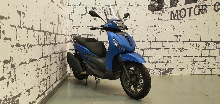 2025 Piaggio Beverly 400 S Beverly Blue