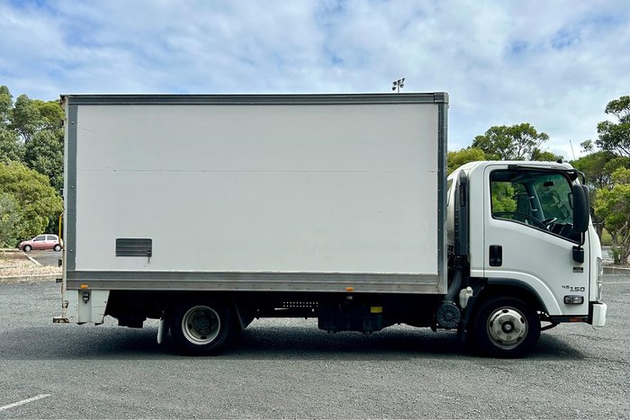 2020 Isuzu N Series NNR 45-150