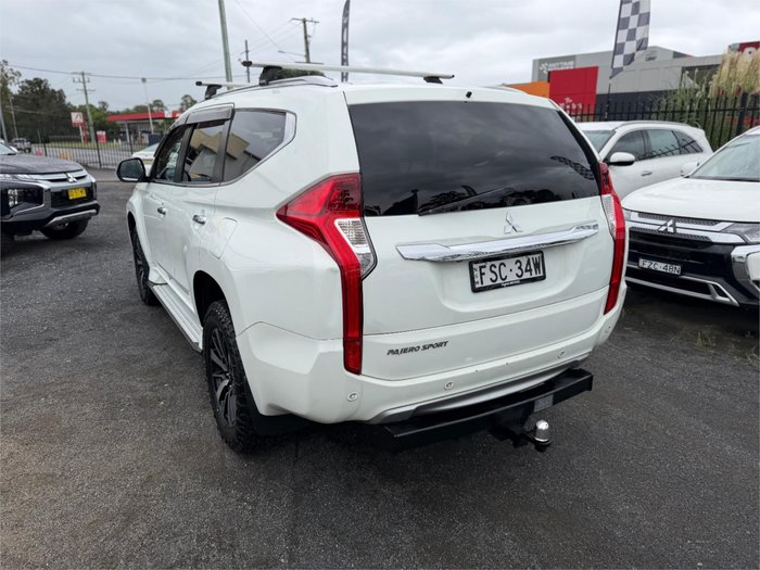 2016 MITSUBISHI PAJERO SPORT GLS (4x4)