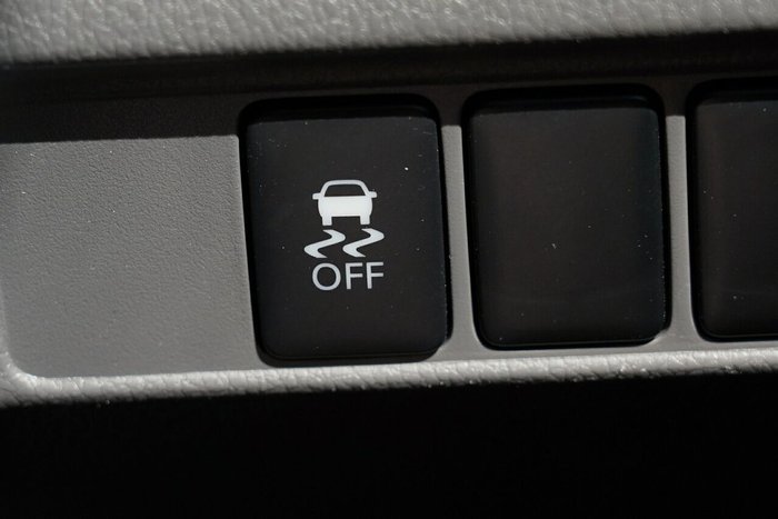 2017 Mitsubishi Triton GLS