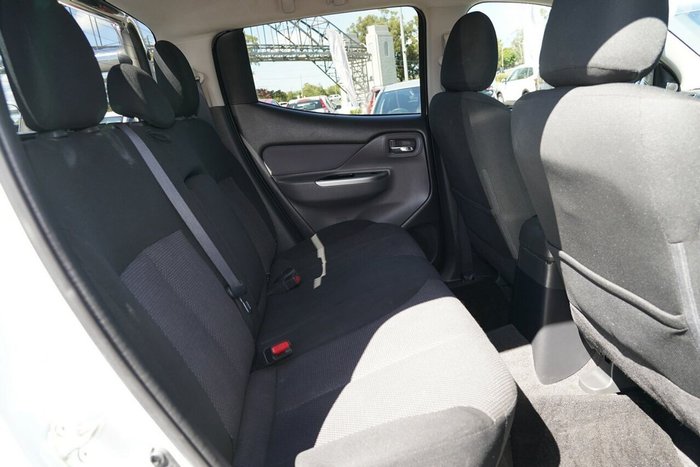 2017 Mitsubishi Triton GLS