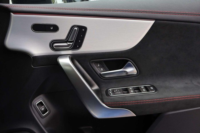 2025 Mercedes-Benz CLA-Class CLA200