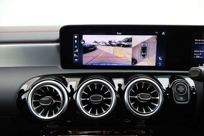 2025 Mercedes-Benz CLA-Class CLA200