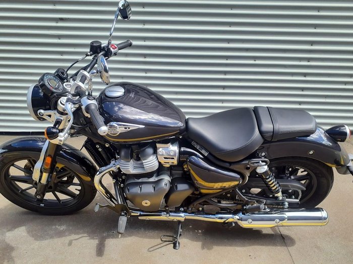2026 Royal Enfield Super Meteor 650 Meteor Black