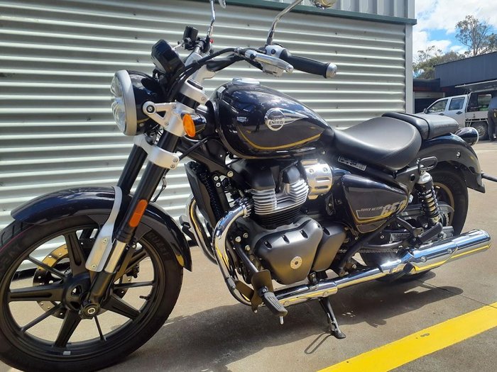 2026 Royal Enfield Super Meteor 650 Meteor Black