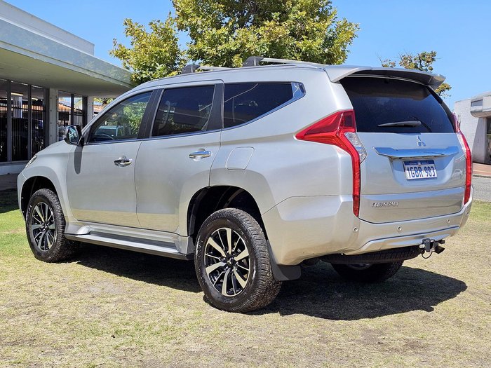 2016 Mitsubishi Pajero Sport GLS