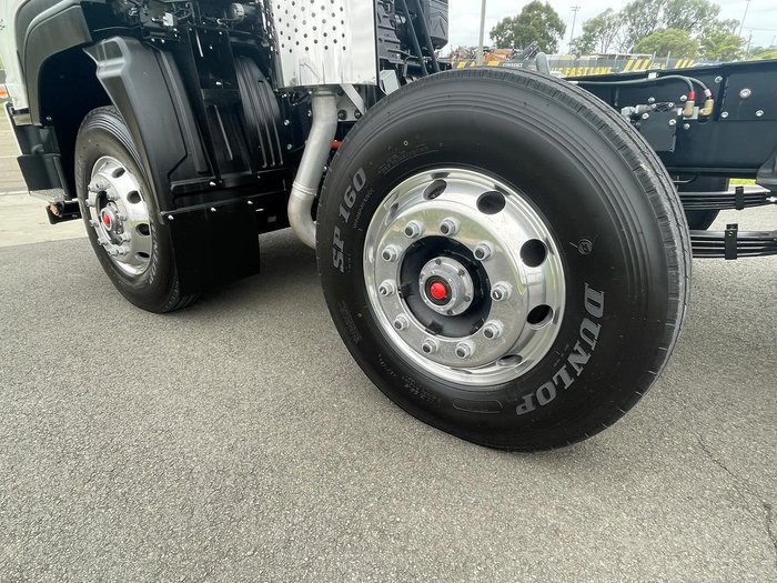 2025 Isuzu F Series Euro 5 FYJ 300-350 Auto Agitator 8x4 Cab Chassis