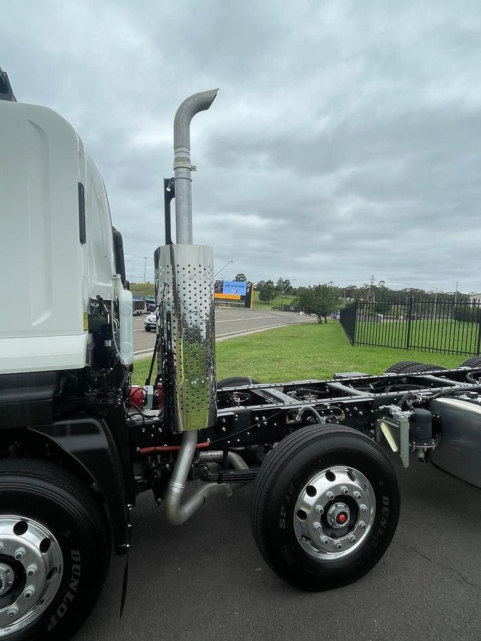 2025 Isuzu F Series Euro 5 FYJ 300-350 Auto Agitator 8x4 Cab Chassis