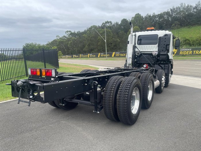 2025 Isuzu F Series Euro 5 FYJ 300-350 Auto Agitator 8x4 Cab Chassis