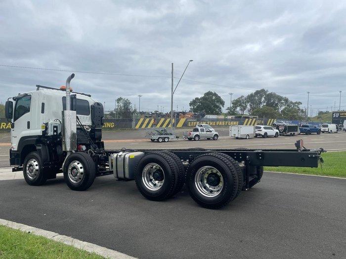 2025 Isuzu F Series Euro 5 FYJ 300-350 Auto Agitator 8x4 Cab Chassis