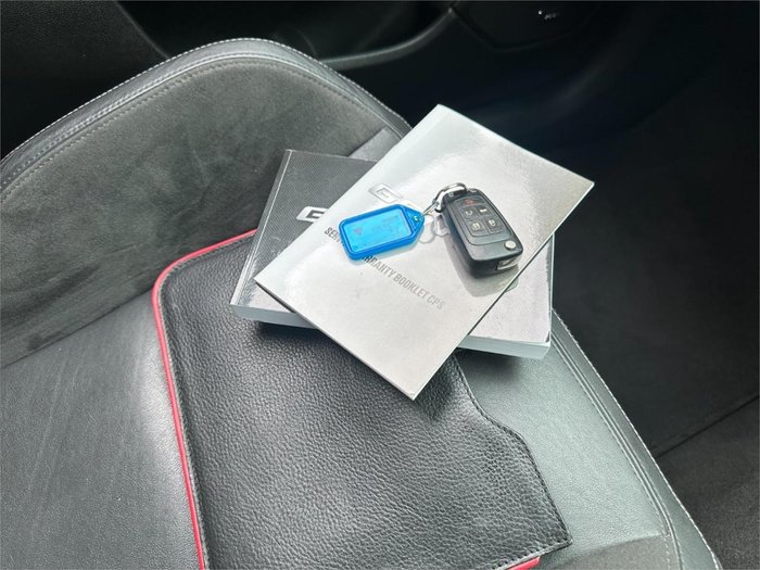 2013 Holden Special Vehicles Clubsport R8 GEN-F MY14 Perfect Blue