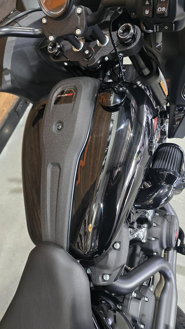 2025 Harley-Davidson Low Rider ST 117 (FXLRST) Softail