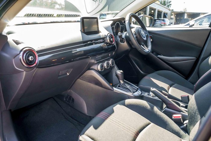 2025 Mazda 2 G15 Evolve