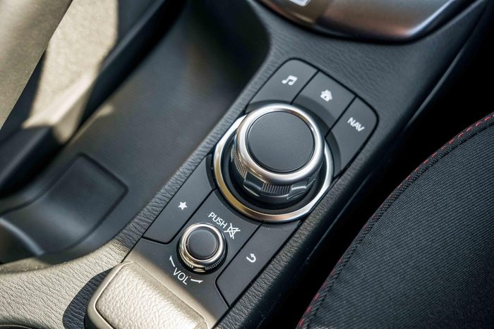 2025 Mazda 2 G15 Evolve