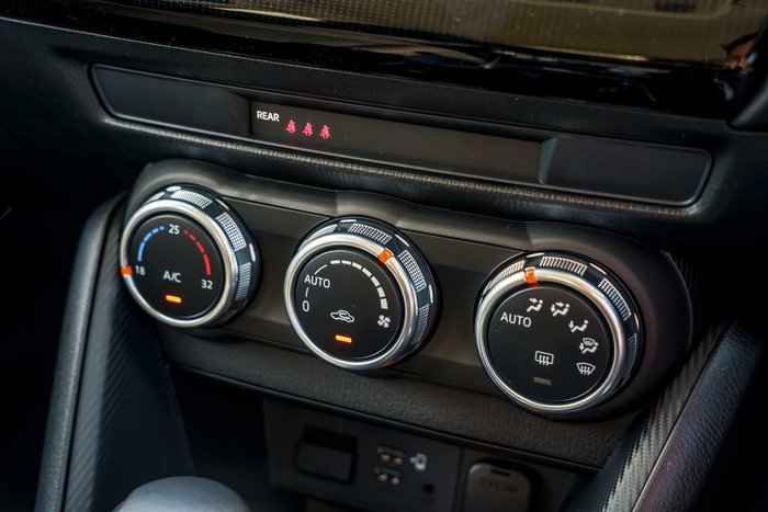 2025 Mazda 2 G15 Evolve
